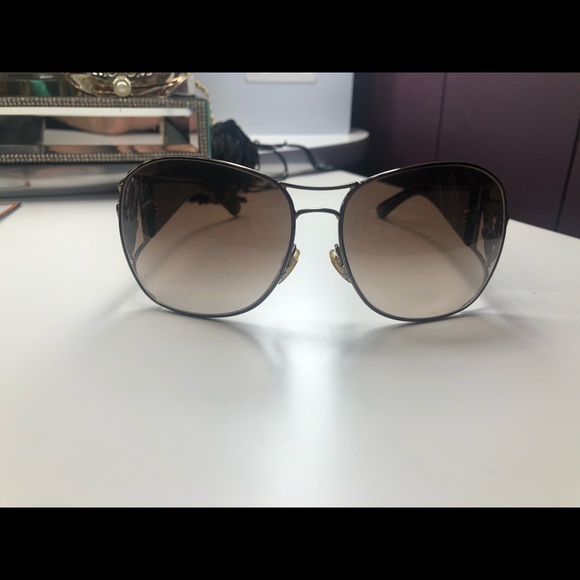Gucci Accessories - Sunglasses